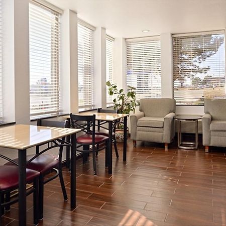 Executive Inn Edmond Bilik gambar