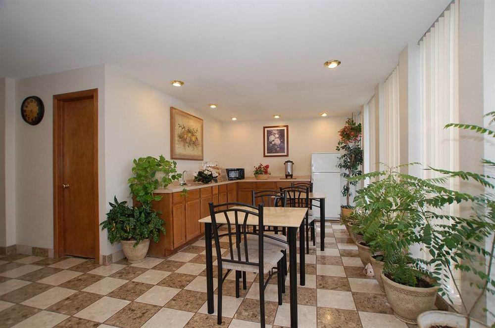 Executive Inn Edmond Luaran gambar